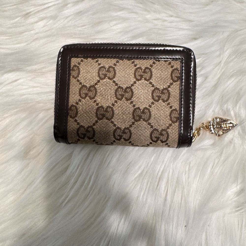 Gucci Patterned Wallet - Picture 17 of 17